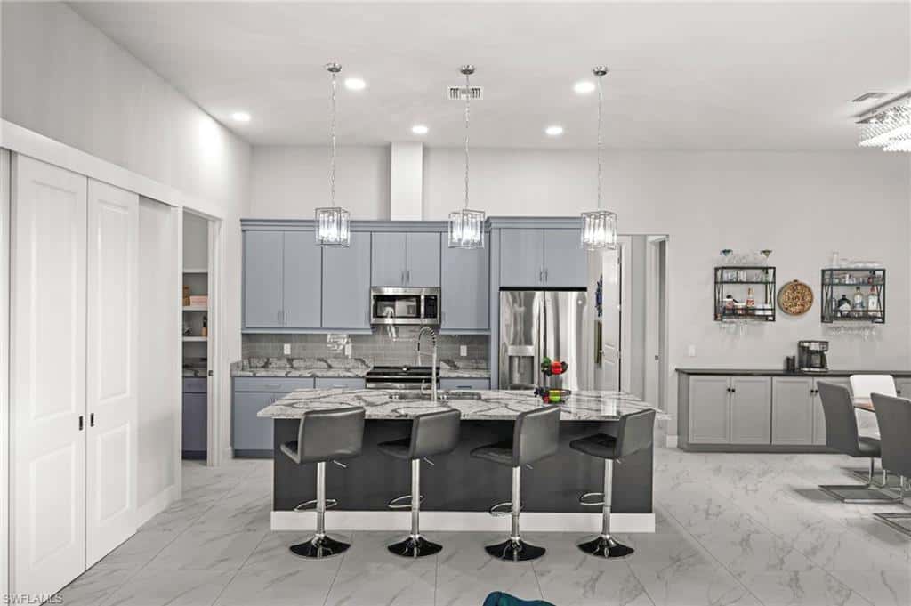 11916 Princess Grace Ct, Cape Coral, photo 4