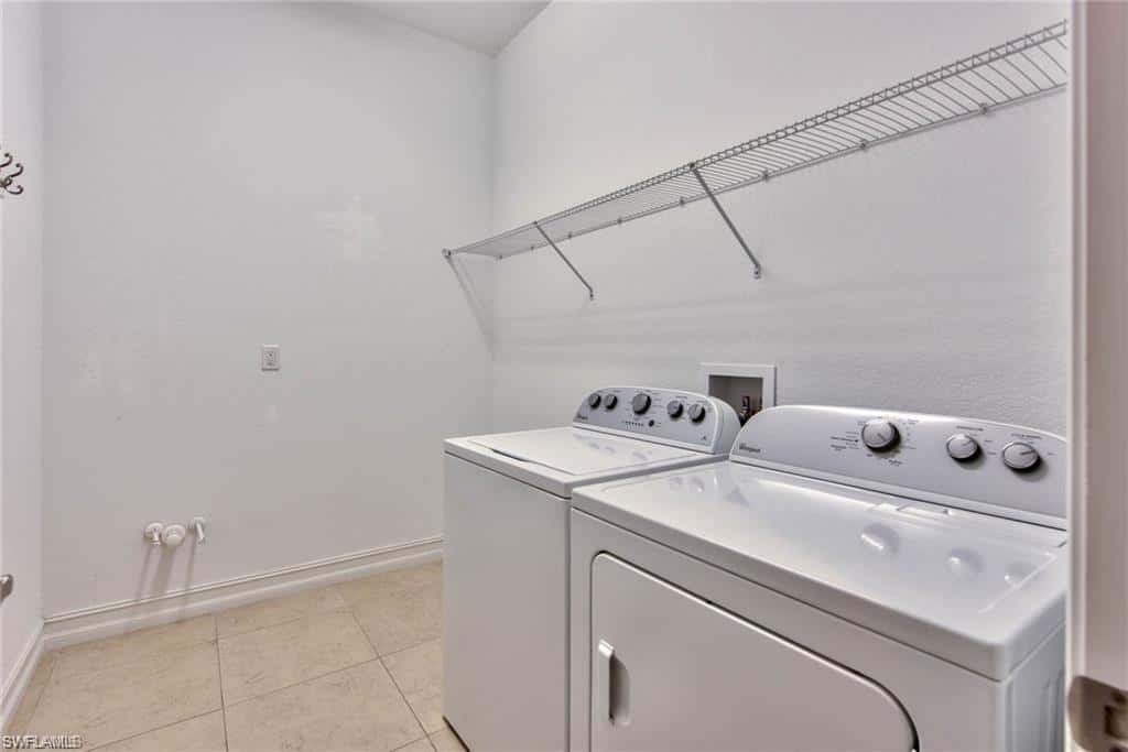 9336 Woodhurst Dr, Naples, photo 21