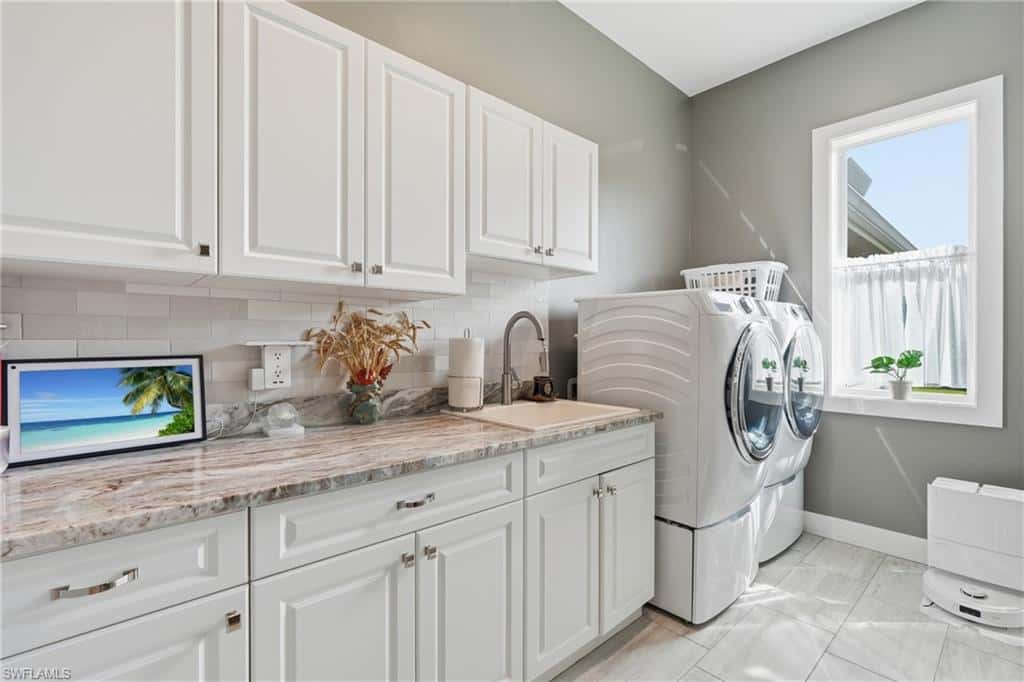 12452 Limestone Ct, Fort Myers, photo 29