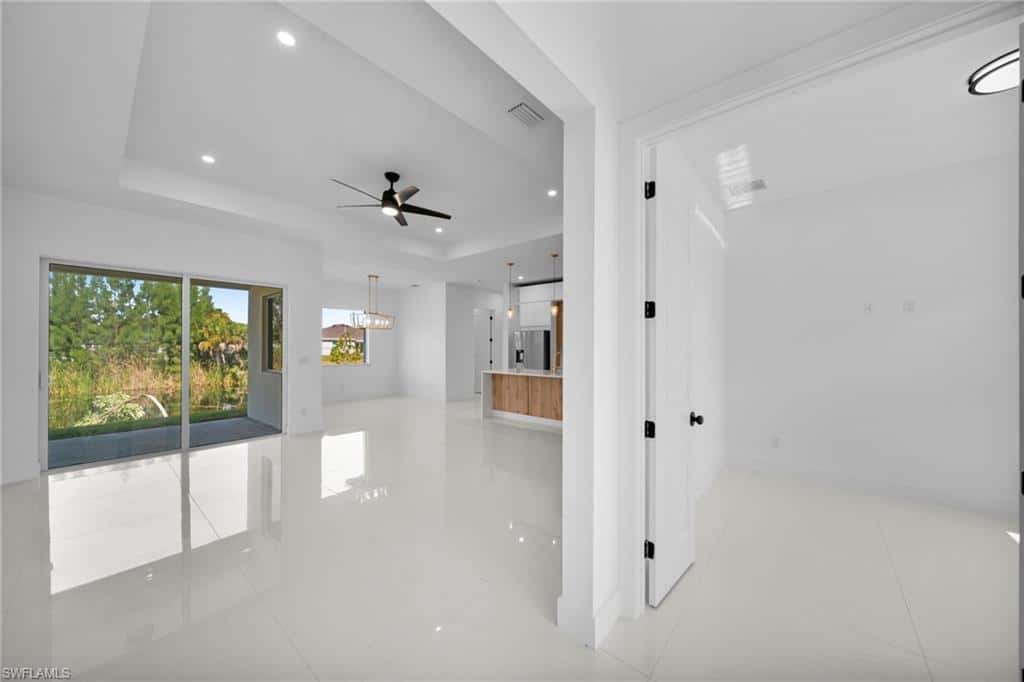 3338 9th Pl, Cape Coral, photo 4