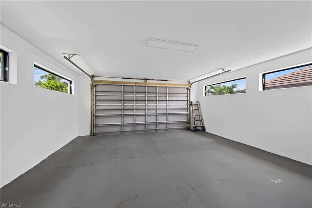 1882 Coral Point Dr, Cape Coral, photo 27