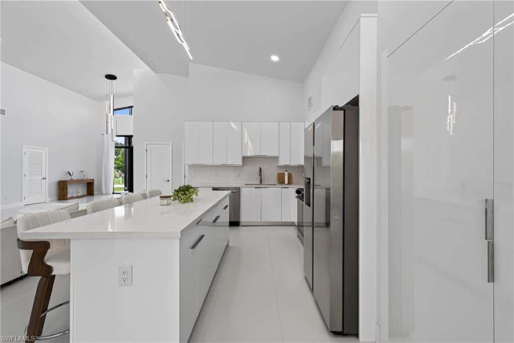 1882 Coral Point Dr, Cape Coral, photo 11