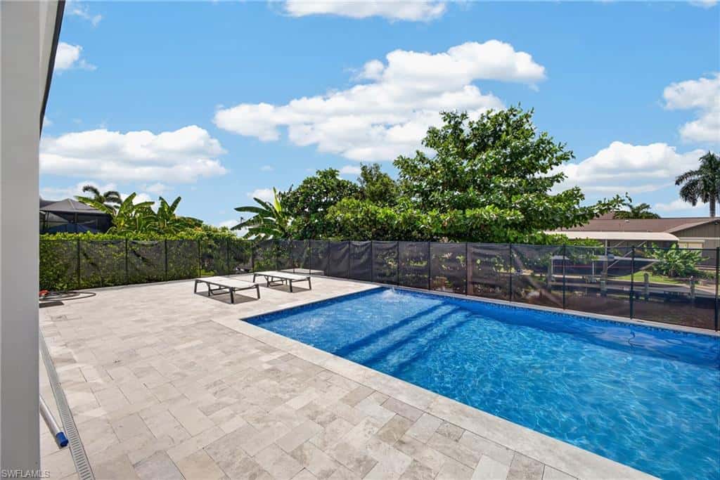 1882 Coral Point Dr, Cape Coral, photo 31
