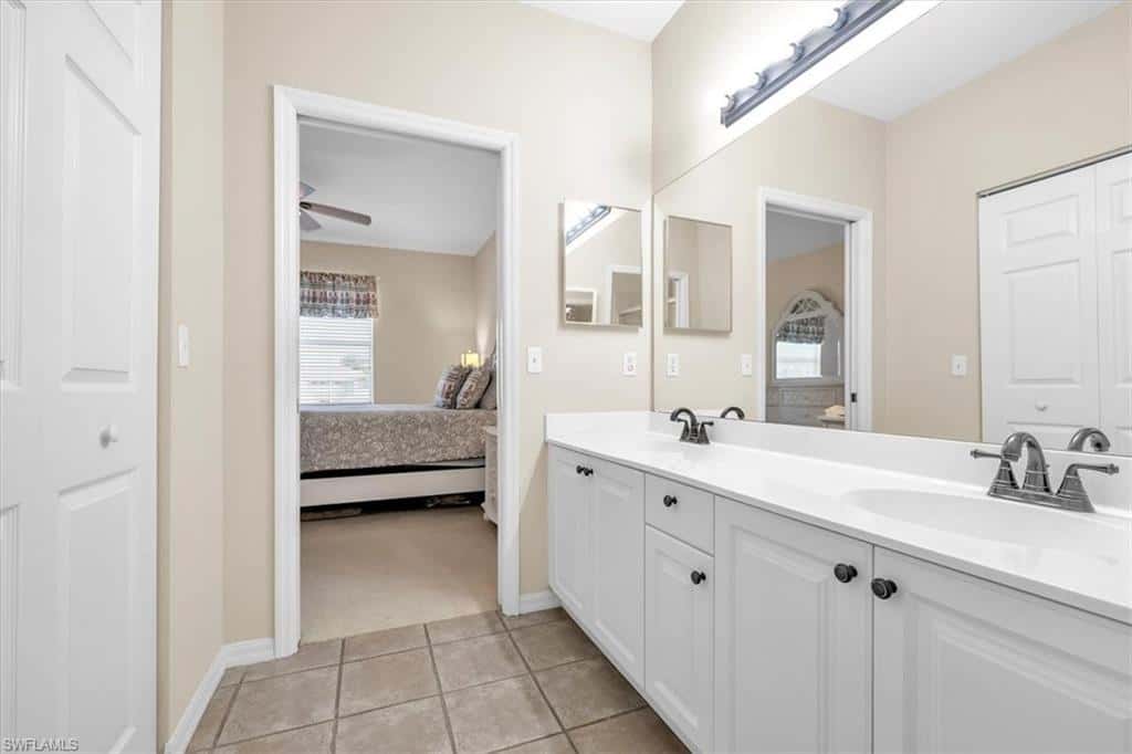 250 Robin Hood Cir #202, Naples, photo 16