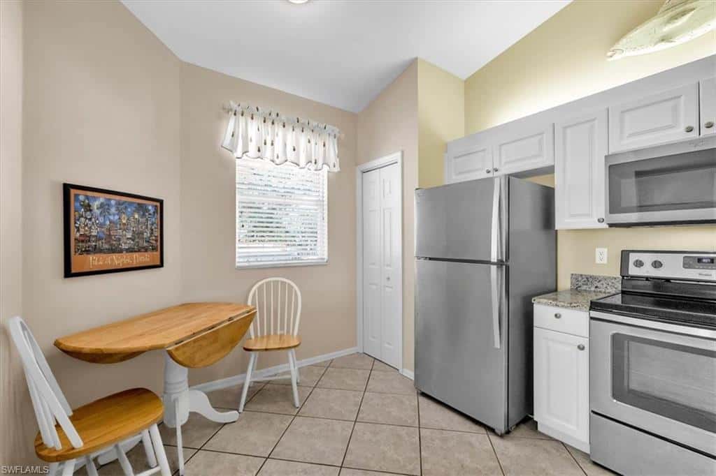 250 Robin Hood Cir #202, Naples, photo 26