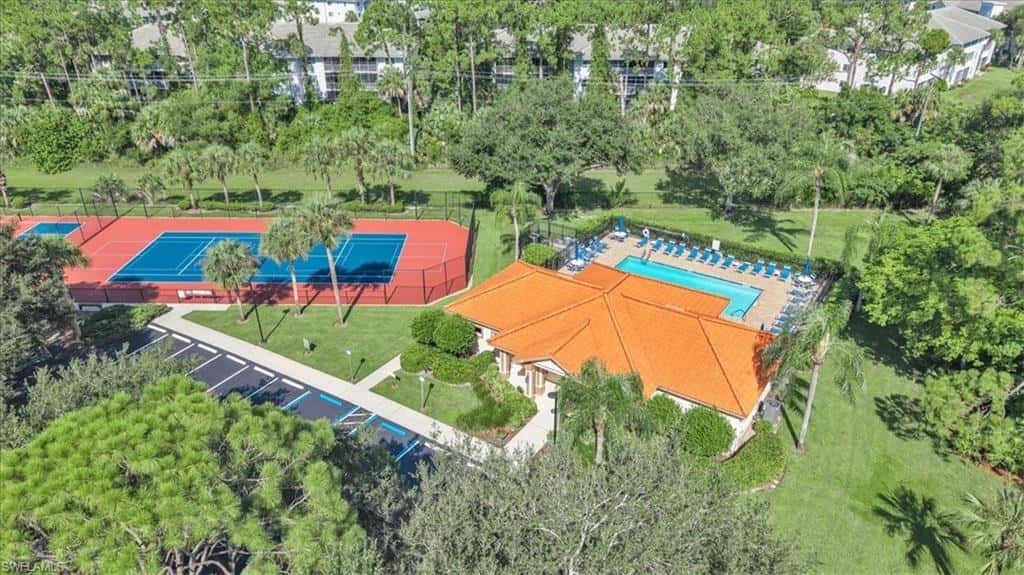 250 Robin Hood Cir #202, Naples, photo 34