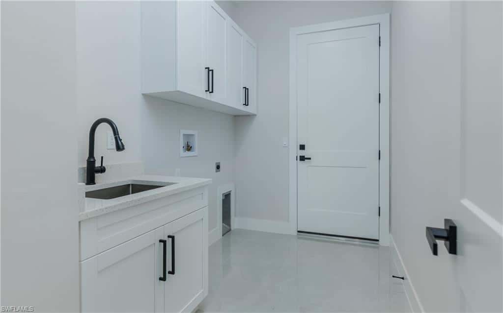 2000 30th Ter, Cape Coral, photo 28