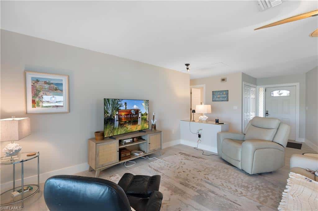 105 Jamaica Dr, Naples, photo 6