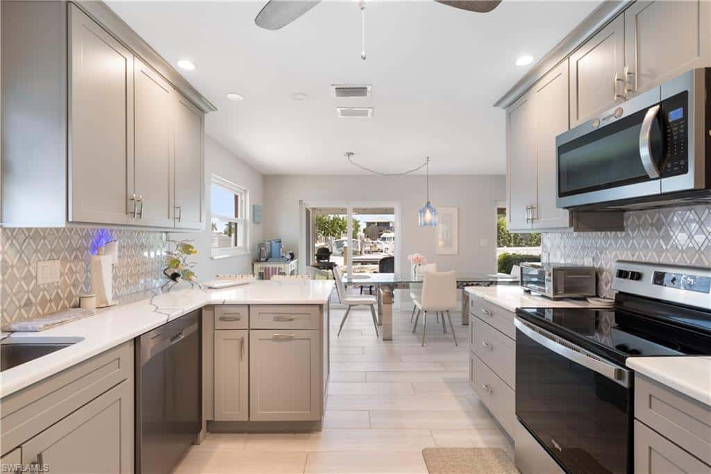 105 Jamaica Dr, Naples, photo 10