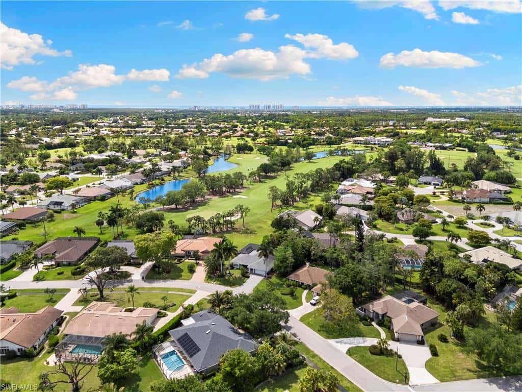 2010 Imperial Golf Course Blvd, Naples, photo 41
