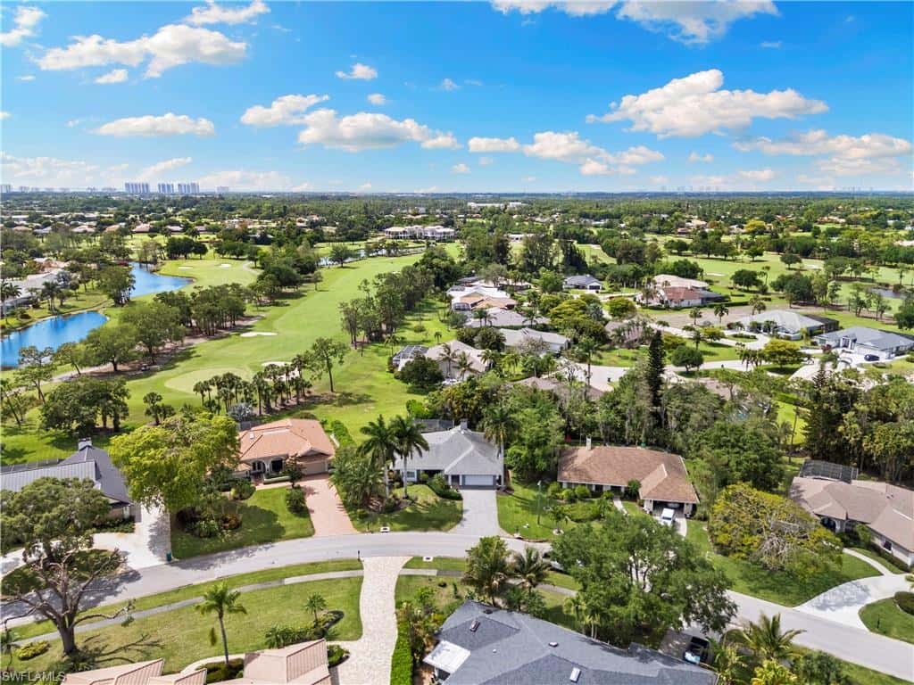 2010 Imperial Golf Course Blvd, Naples, photo 40