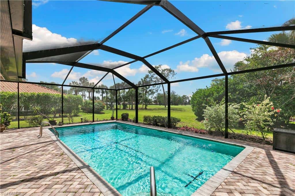 2010 Imperial Golf Course Blvd, Naples, photo 35