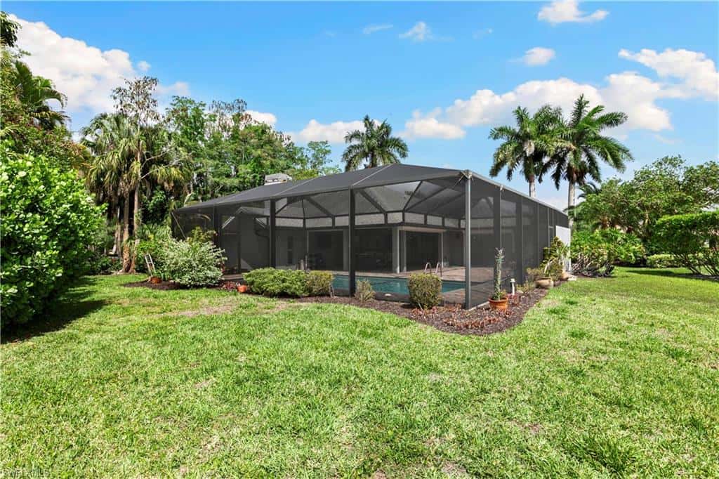 2010 Imperial Golf Course Blvd, Naples, photo 39