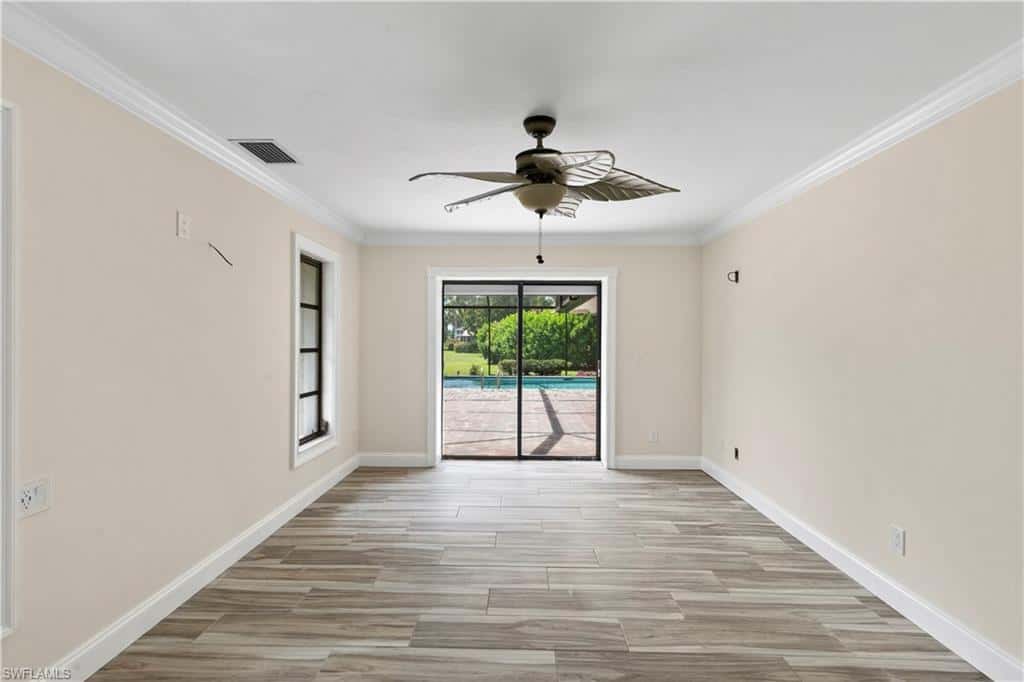 2010 Imperial Golf Course Blvd, Naples, photo 21
