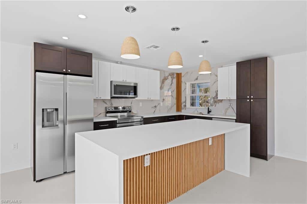 12065 Boat Shell Dr, Matlacha Isles, photo 6