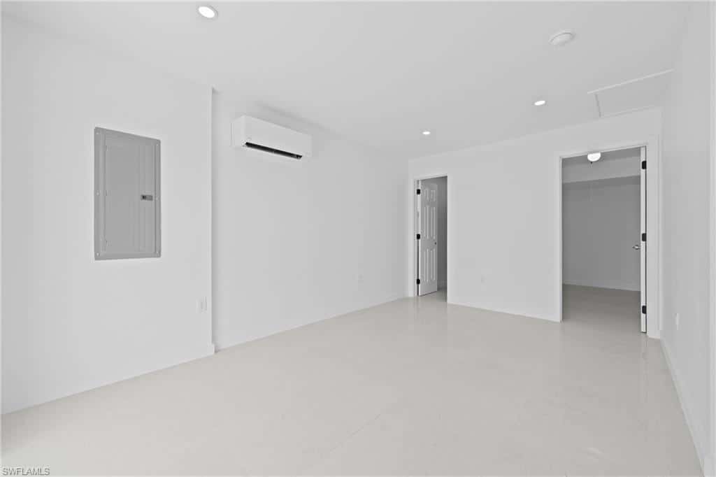 12065 Boat Shell Dr, Matlacha Isles, photo 10