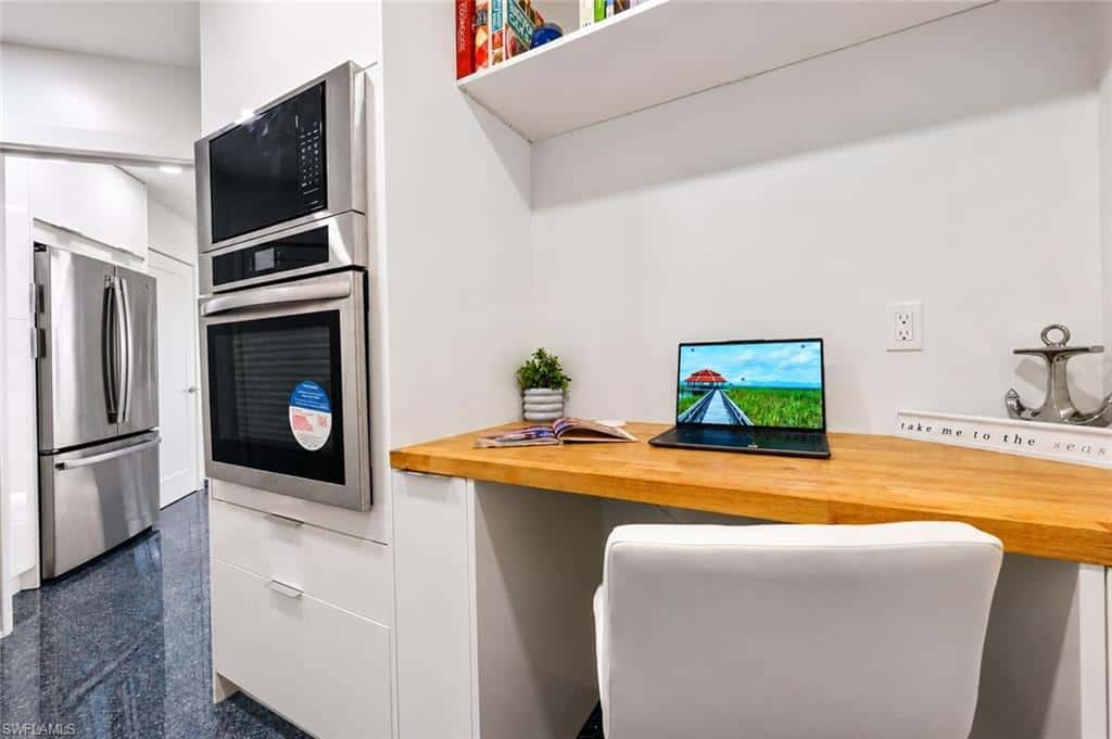 988 Blvd Of The Arts #109, Sarasota, photo 18