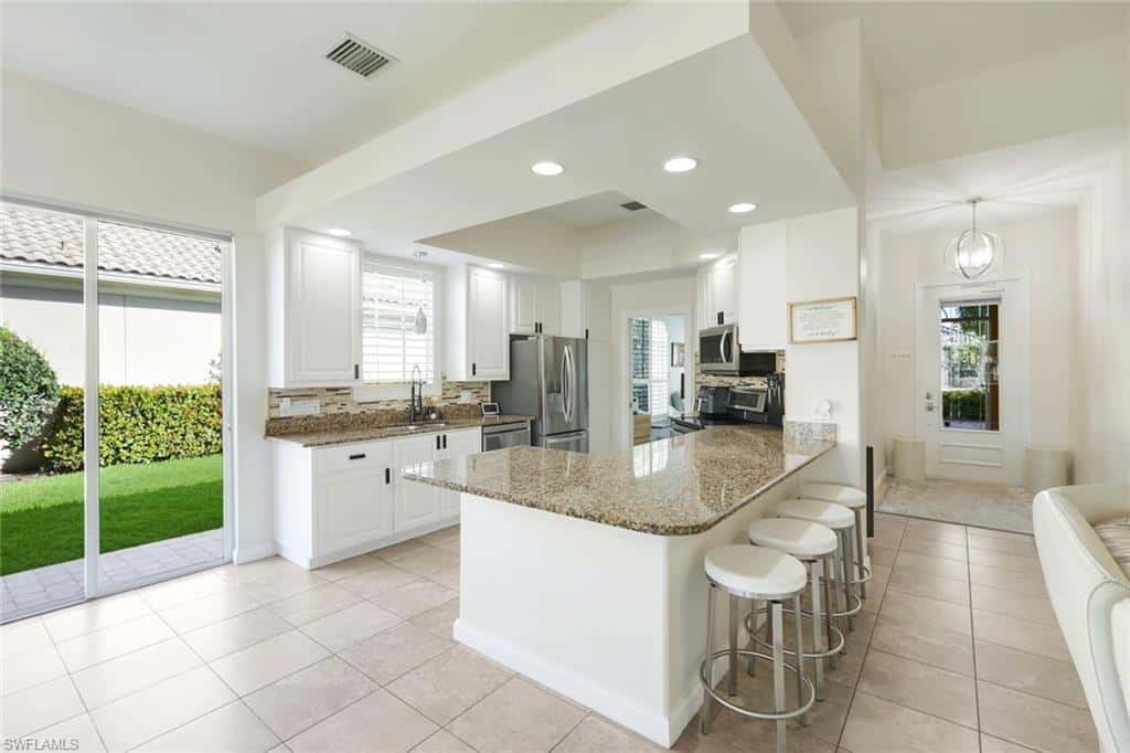 28032 Eagle Ray Ct, Bonita Springs, photo 6