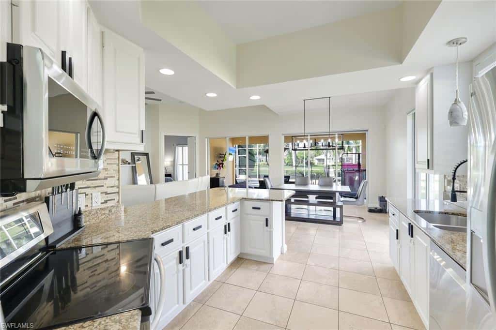28032 Eagle Ray Ct, Bonita Springs, photo 8