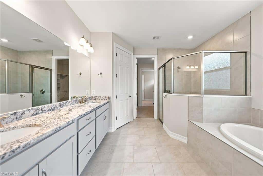 719 Heather Lake Ave, Cape Coral, photo 28