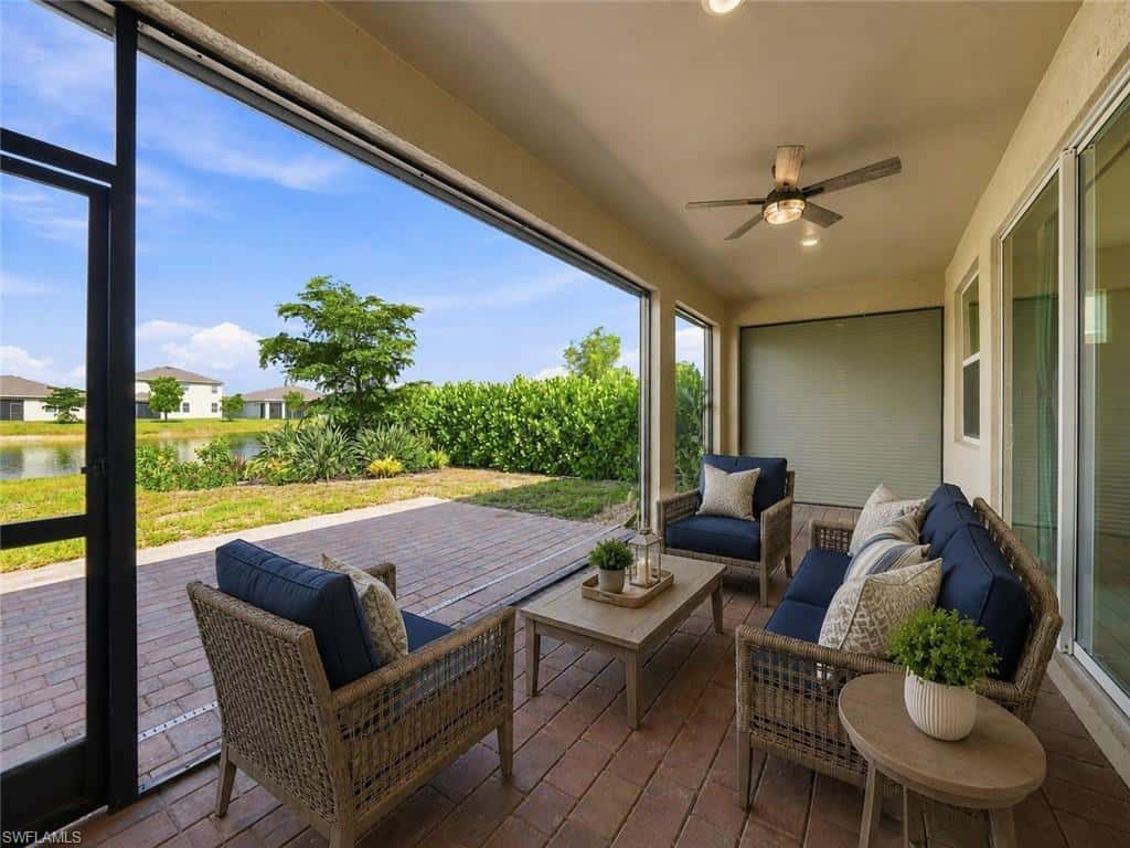 719 Heather Lake Ave, Cape Coral, photo 38