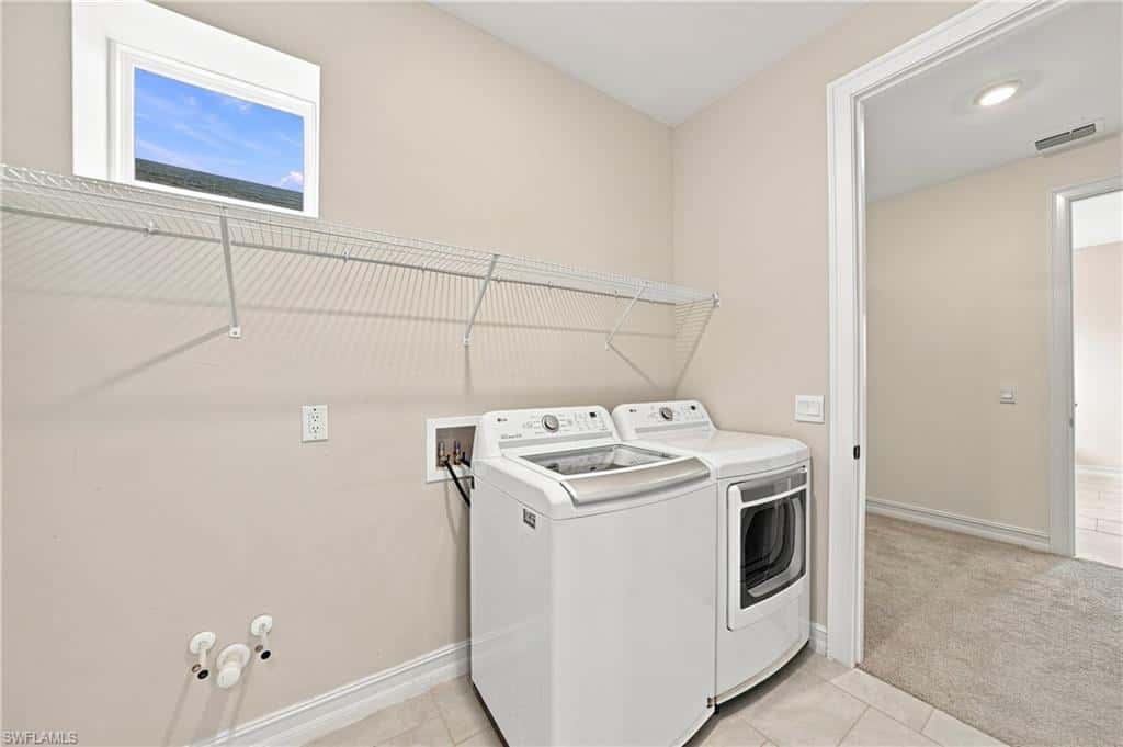 719 Heather Lake Ave, Cape Coral, photo 37