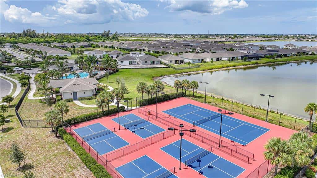 719 Heather Lake Ave, Cape Coral, photo 48