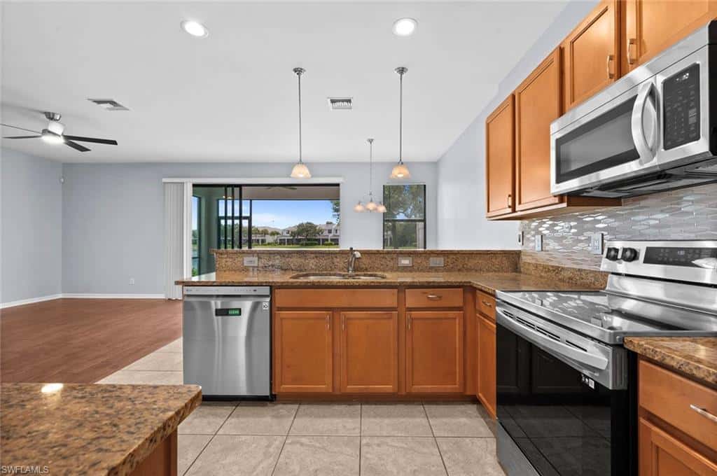 14796 Sutherland Ave #421, Naples, photo 14