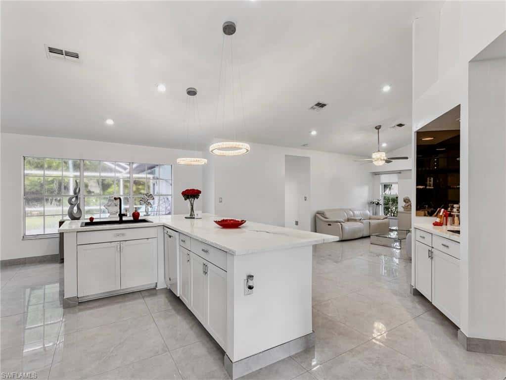 22690 Island Lakes Dr, Estero, photo 6