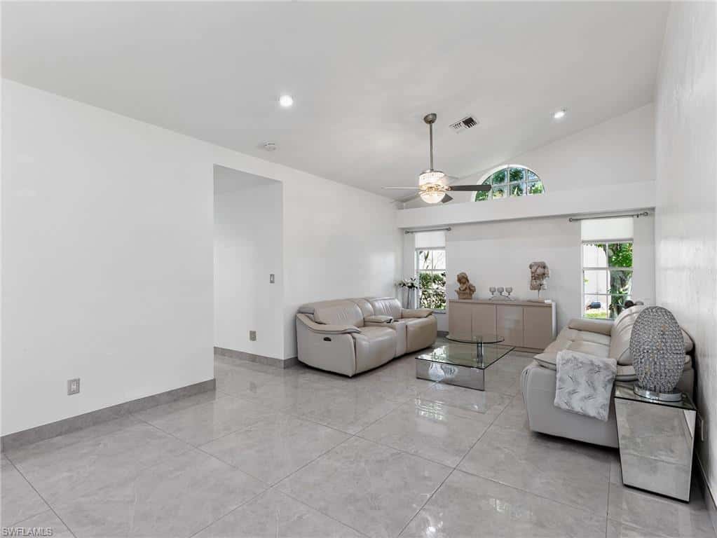 22690 Island Lakes Dr, Estero, photo 7
