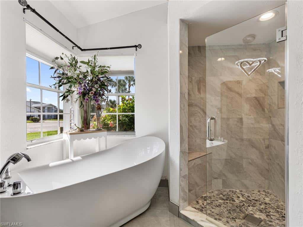 22690 Island Lakes Dr, Estero, photo 21