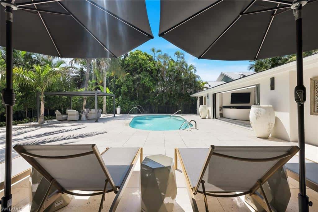 1095 Sandpiper St, Naples, photo 38