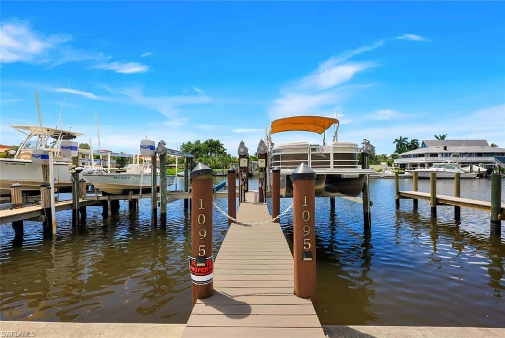 1095 Sandpiper St, Naples, photo 45