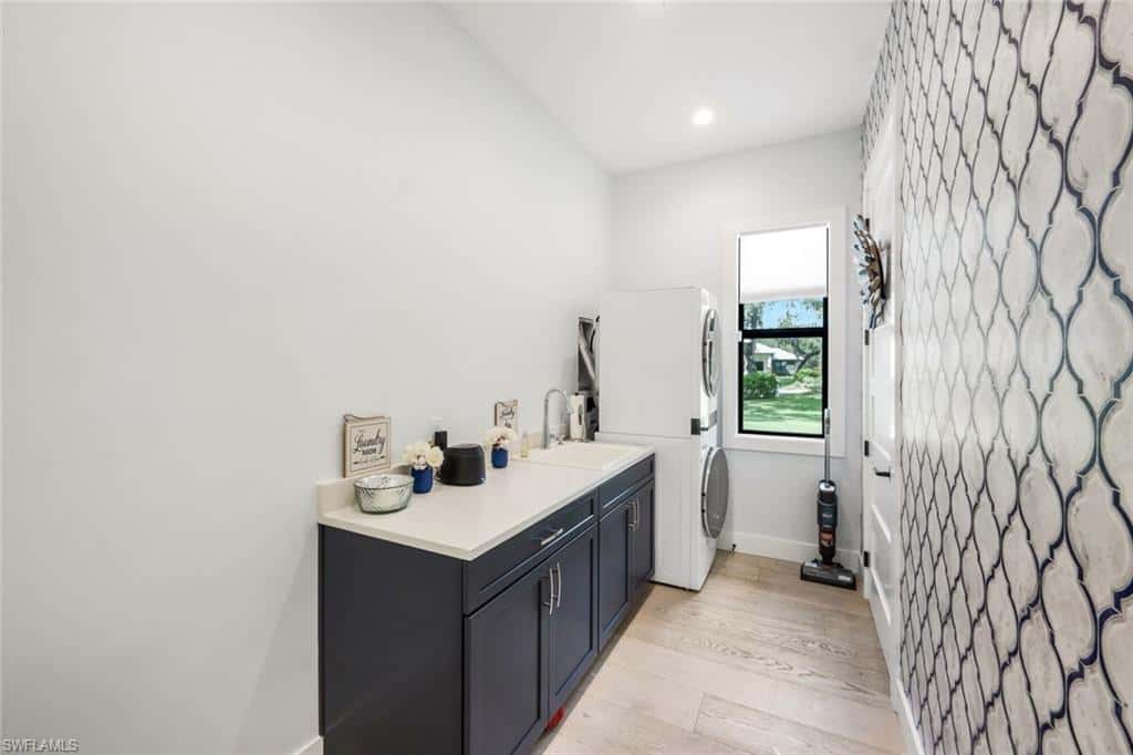 628 Harbor Dr, Labelle, photo 27