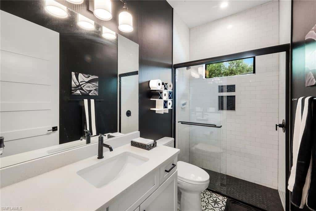 628 Harbor Dr, Labelle, photo 24