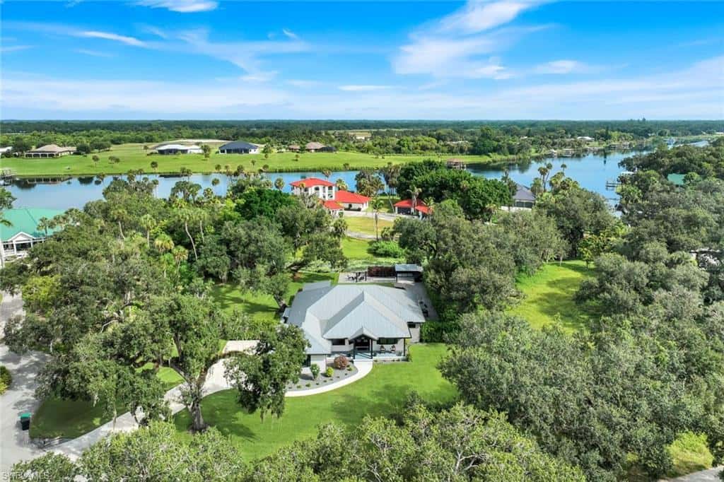628 Harbor Dr, Labelle, photo 49