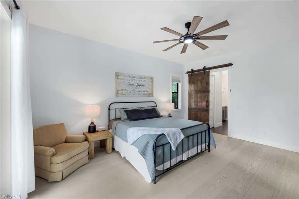 628 Harbor Dr, Labelle, photo 21