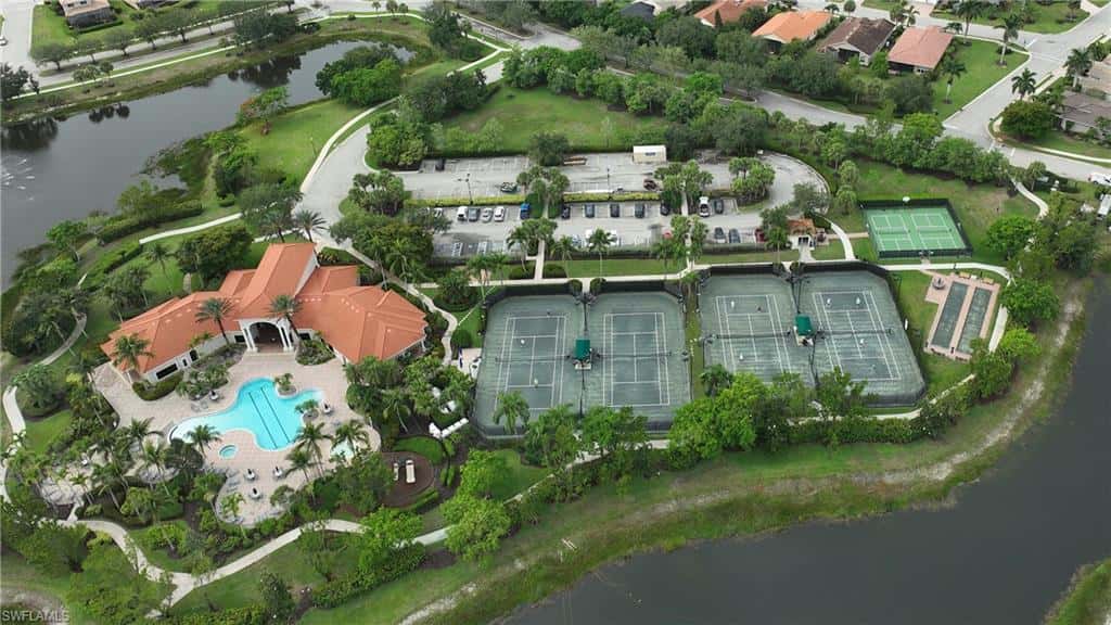 8871 Biella Ct, Estero, photo 35