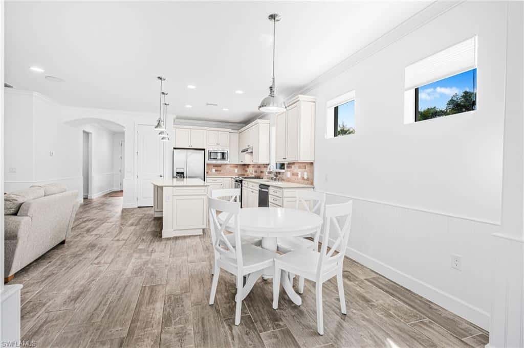 10647 Tiki Ct, Estero, photo 12