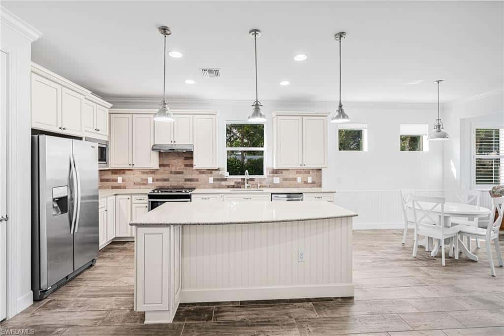10647 Tiki Ct, Estero, photo 7