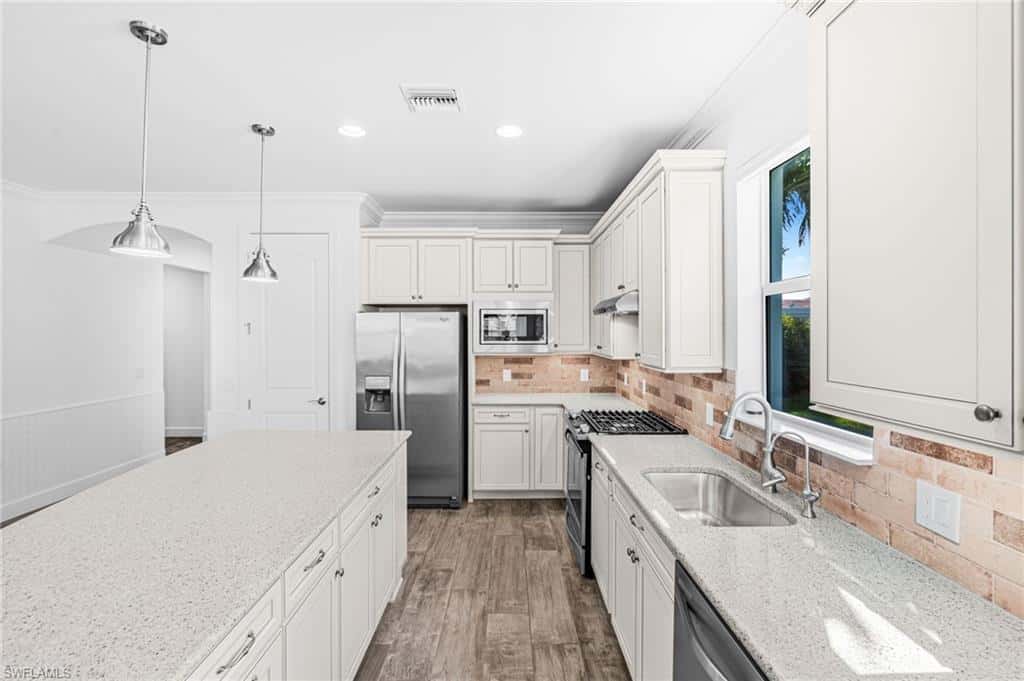 10647 Tiki Ct, Estero, photo 8