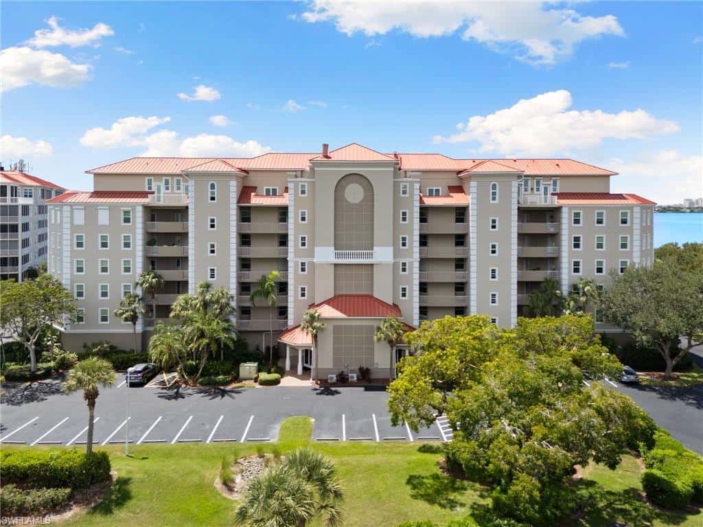 201 Vintage Bay Dr #2, Marco Island, photo 31