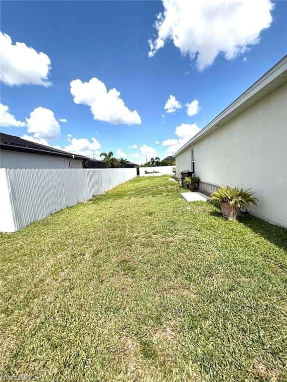 635 6th Pl, Cape Coral, photo 21