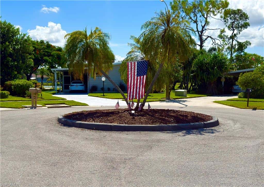 115 Calais Ct, Naples, photo 31