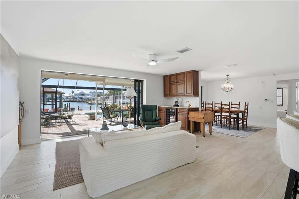 120 Albatross St, Fort Myers Beach, photo 10