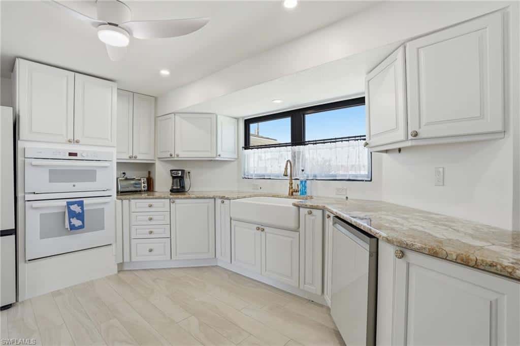 120 Albatross St, Fort Myers Beach, photo 14
