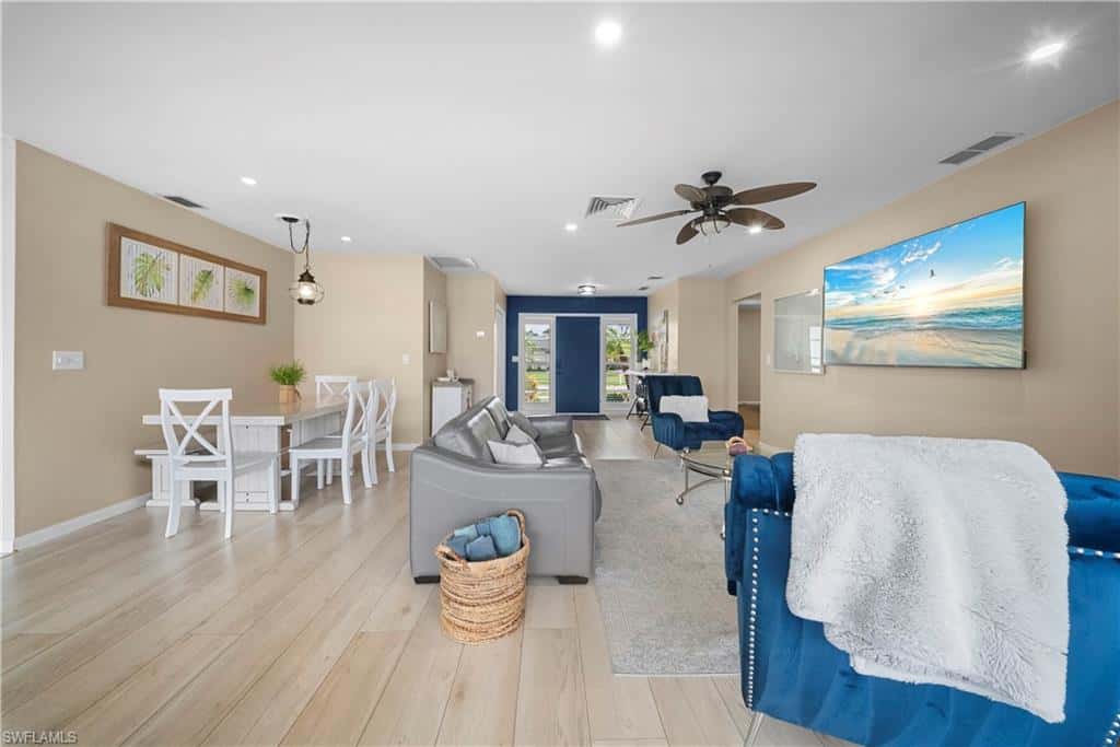 212 Angler Ct, Marco Island, photo 12