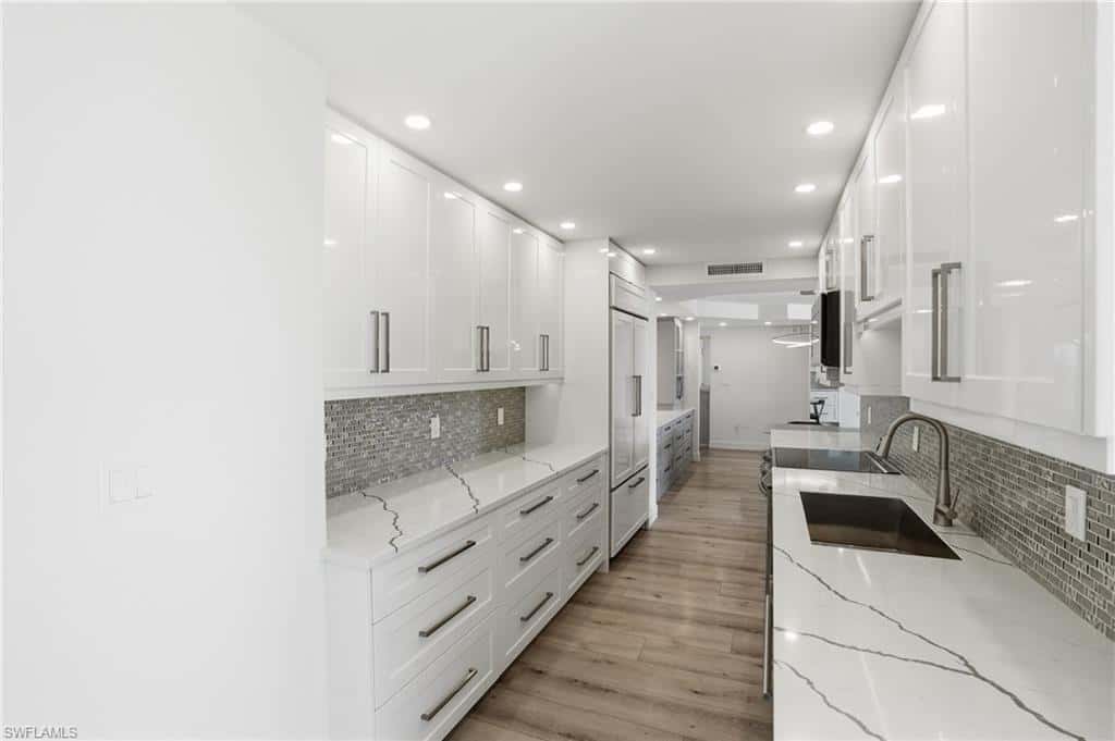 4001 Gulf Shore Blvd #1407, Naples, photo 17