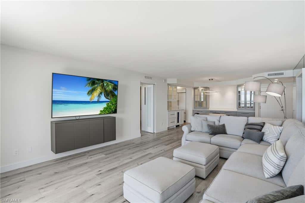 4001 Gulf Shore Blvd #1407, Naples, photo 5