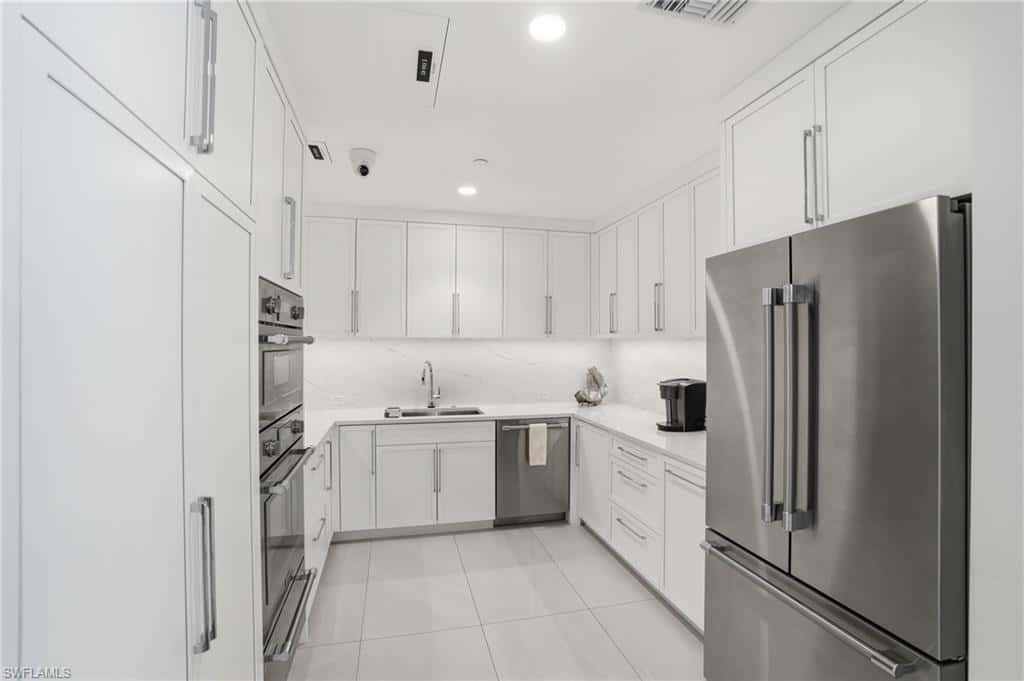 4001 Gulf Shore Blvd #1407, Naples, photo 34